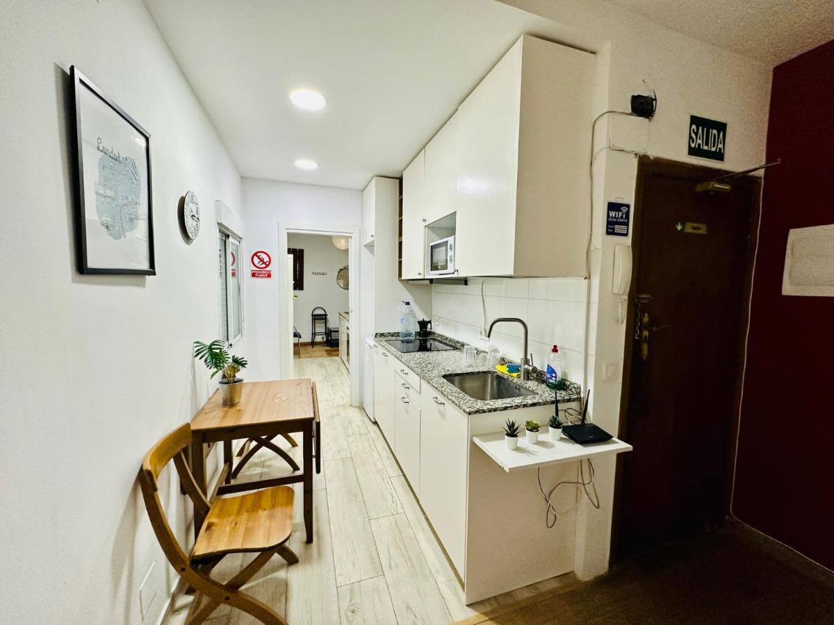 Punta Me Rooms Near The Gran Via Madrid Exterior foto
